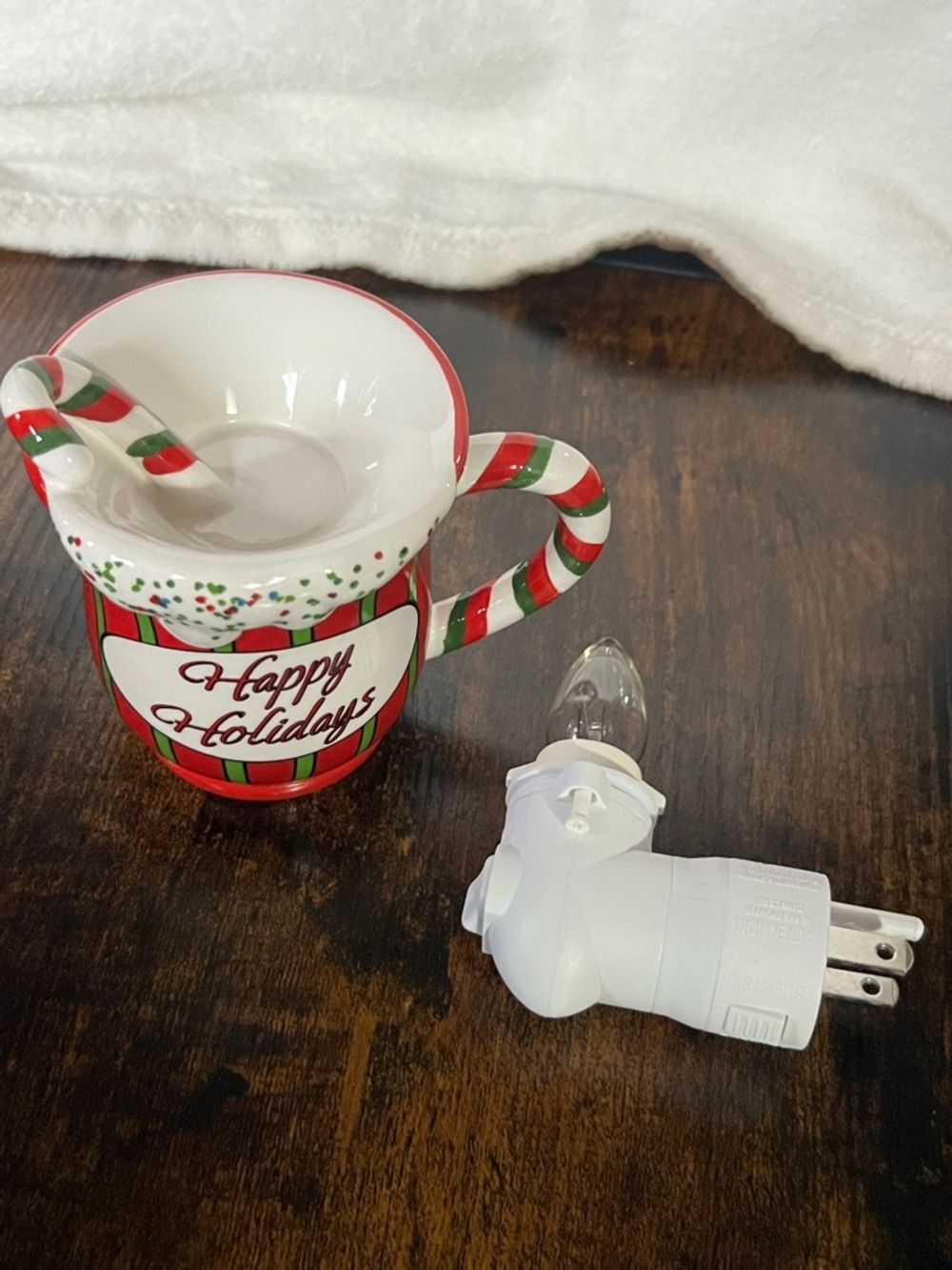 Happy Holidays Ceramic Candy Cane Scentsy plug in - Red, White & Green